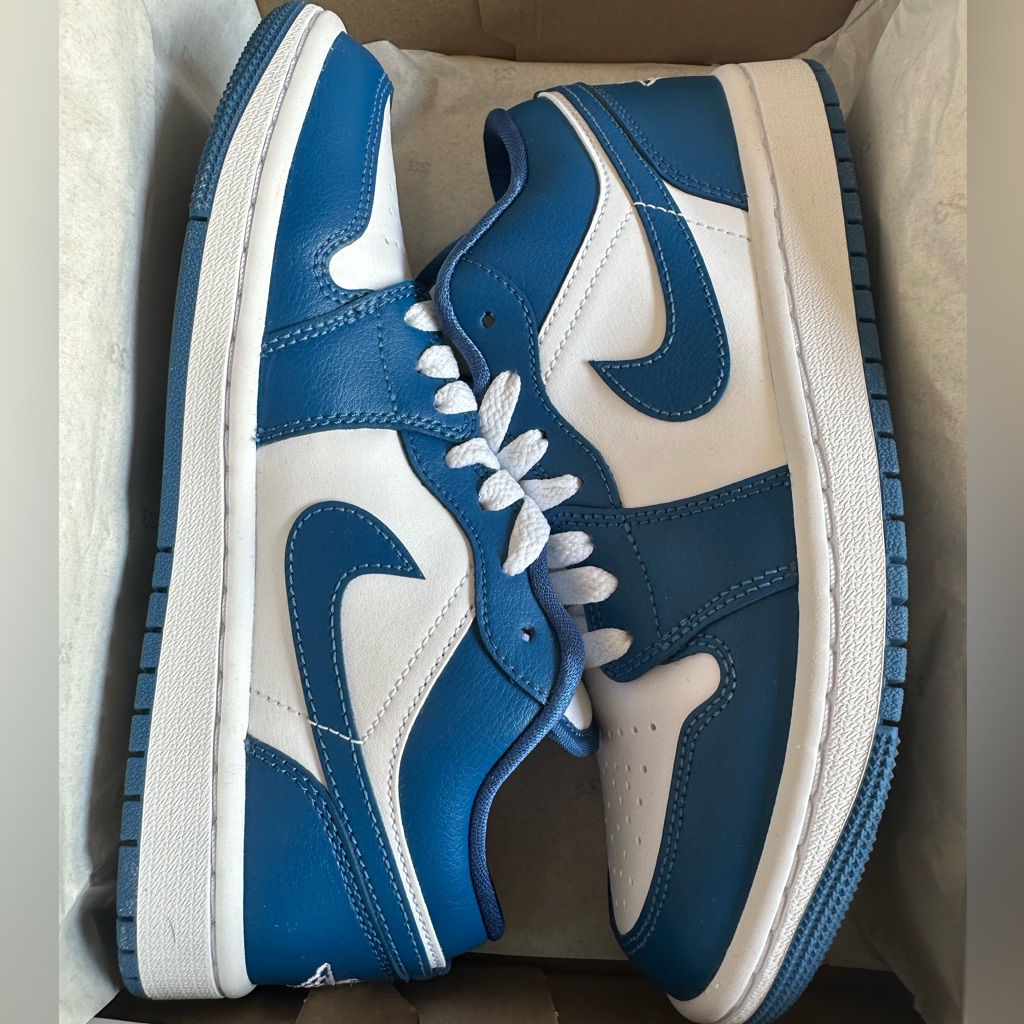 Air Jordan 1 Low